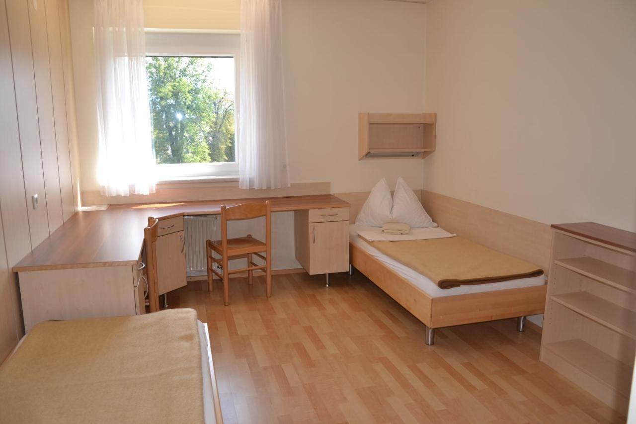 Mladinski Dom - Hostel Klagenfurt am Woerthersee Dış mekan fotoğraf