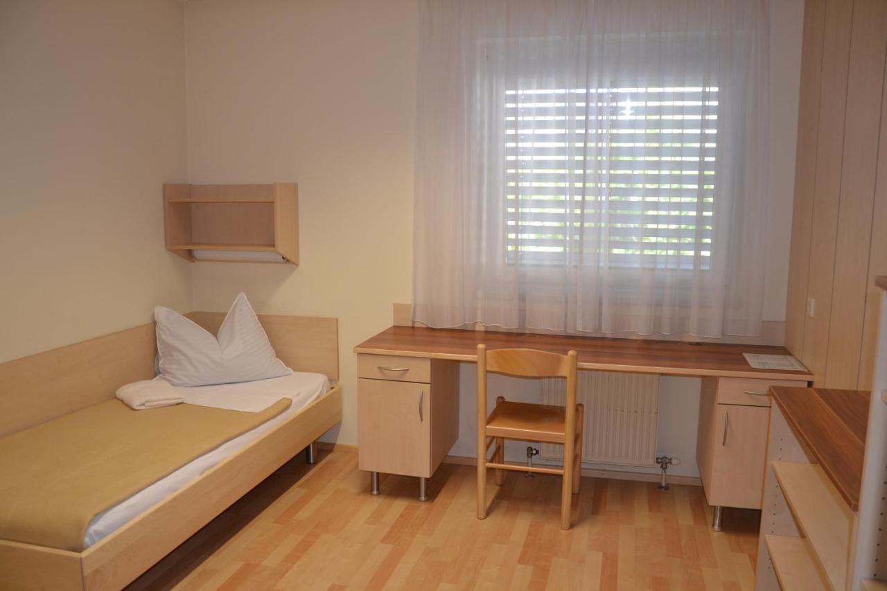 Mladinski Dom - Hostel Klagenfurt am Woerthersee Dış mekan fotoğraf